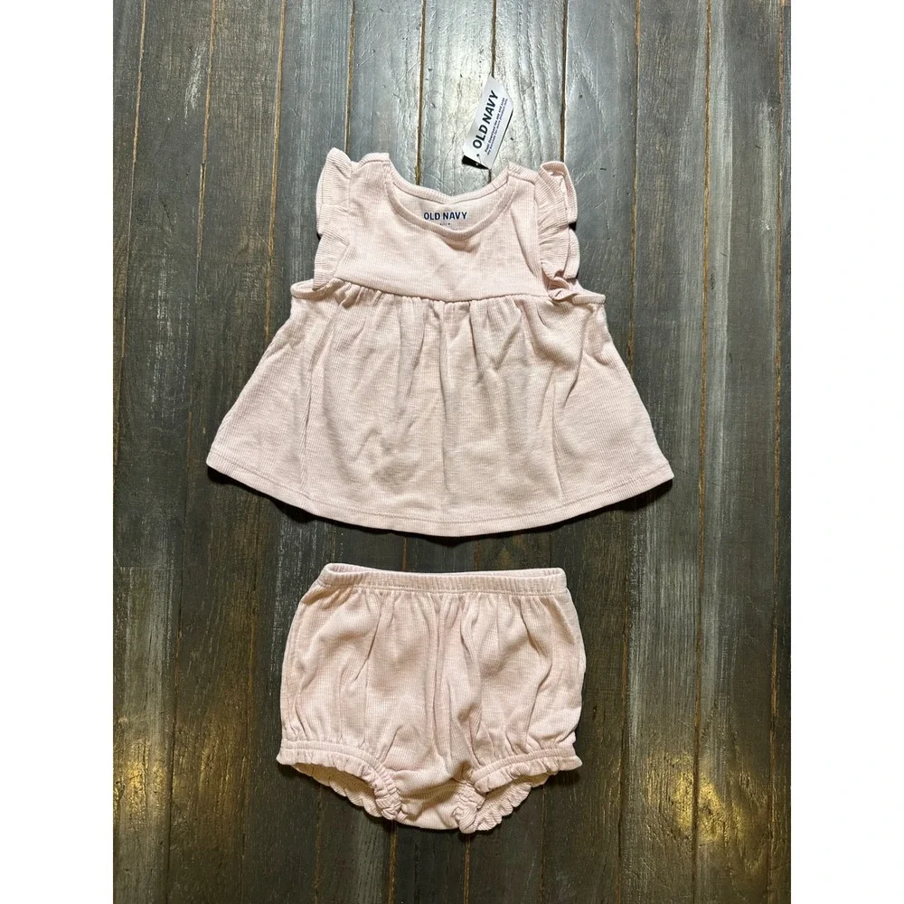 Old Navy Baby Girl Pink Ribbed Flutter Sleeve Tunic and Bloomers Set